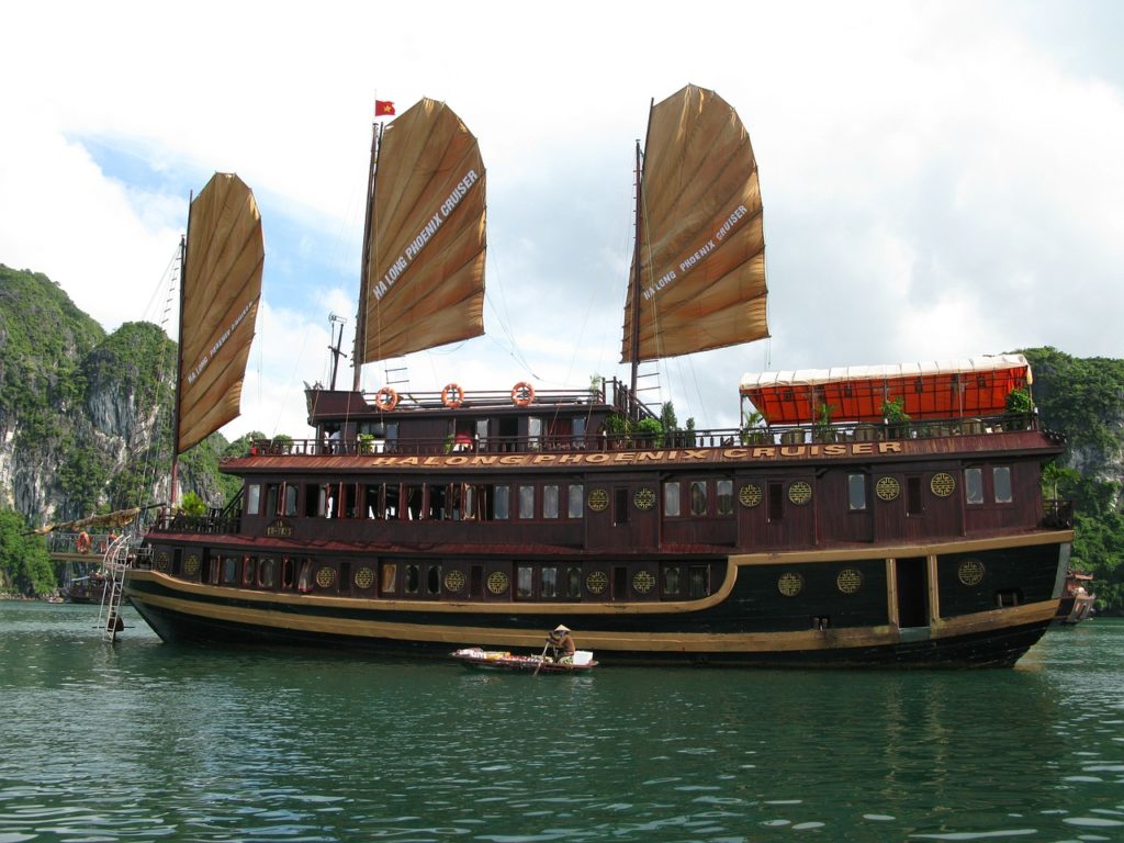 Halong Bay Cruise, things to do in Hanoi