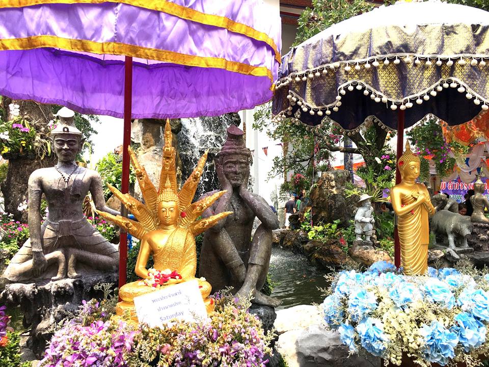 Religious songkran, Wat Pho