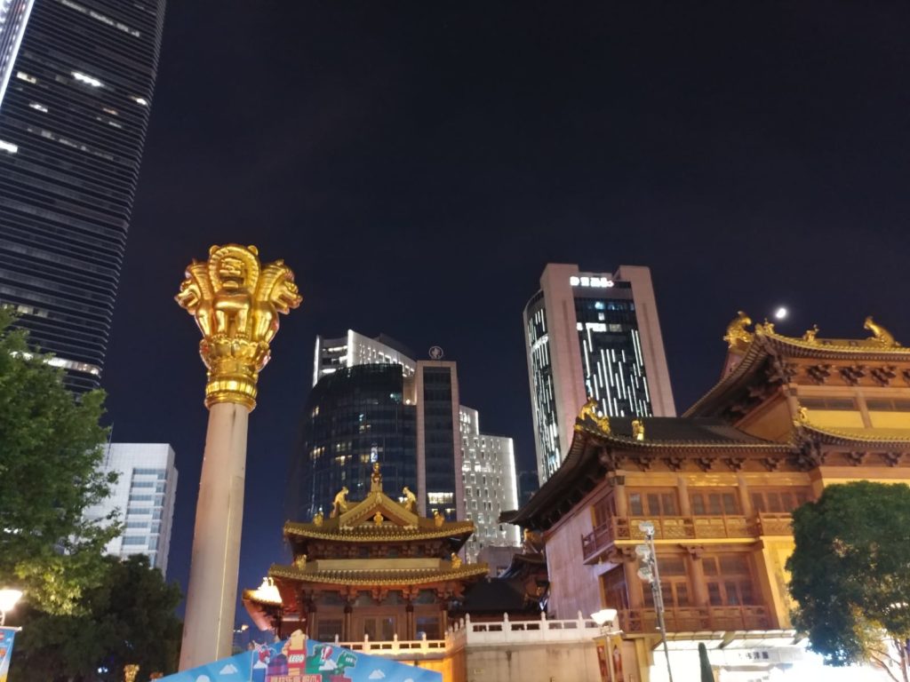 Jingan Temple in Shanghai City during night time, Lion statues, Shanghai and Beijing in One Week