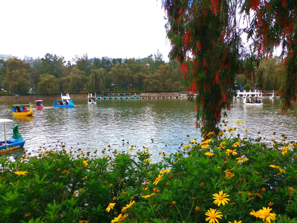 Burnham Park and Lake in Baguio during day time, places to visit in Baguio