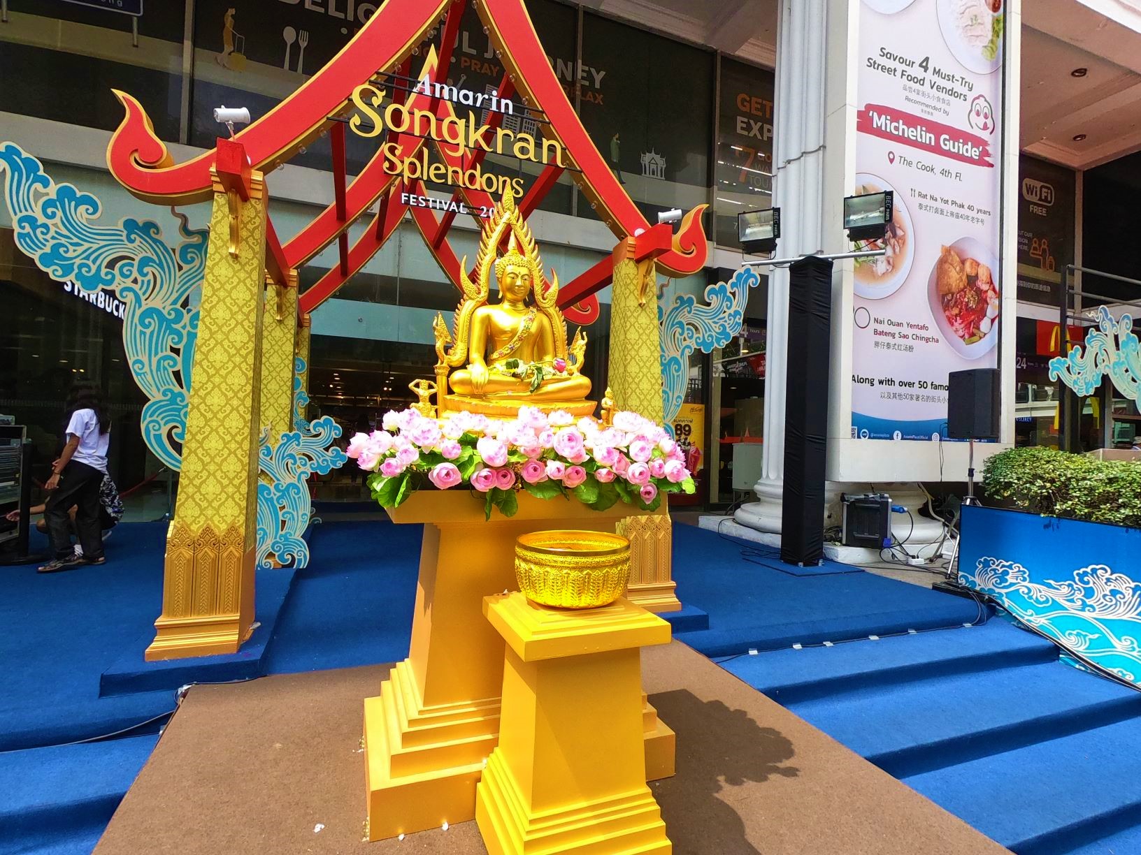 Celebrating Songkran in Bangkok, Buddha Statue