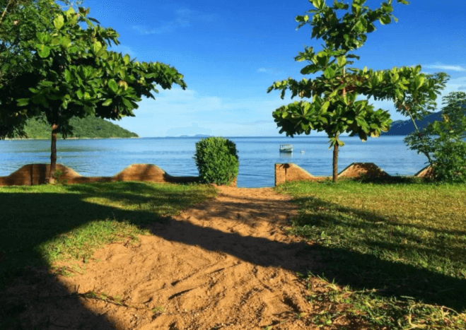 lake malawi
